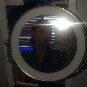 Meet your Posher, Naylani